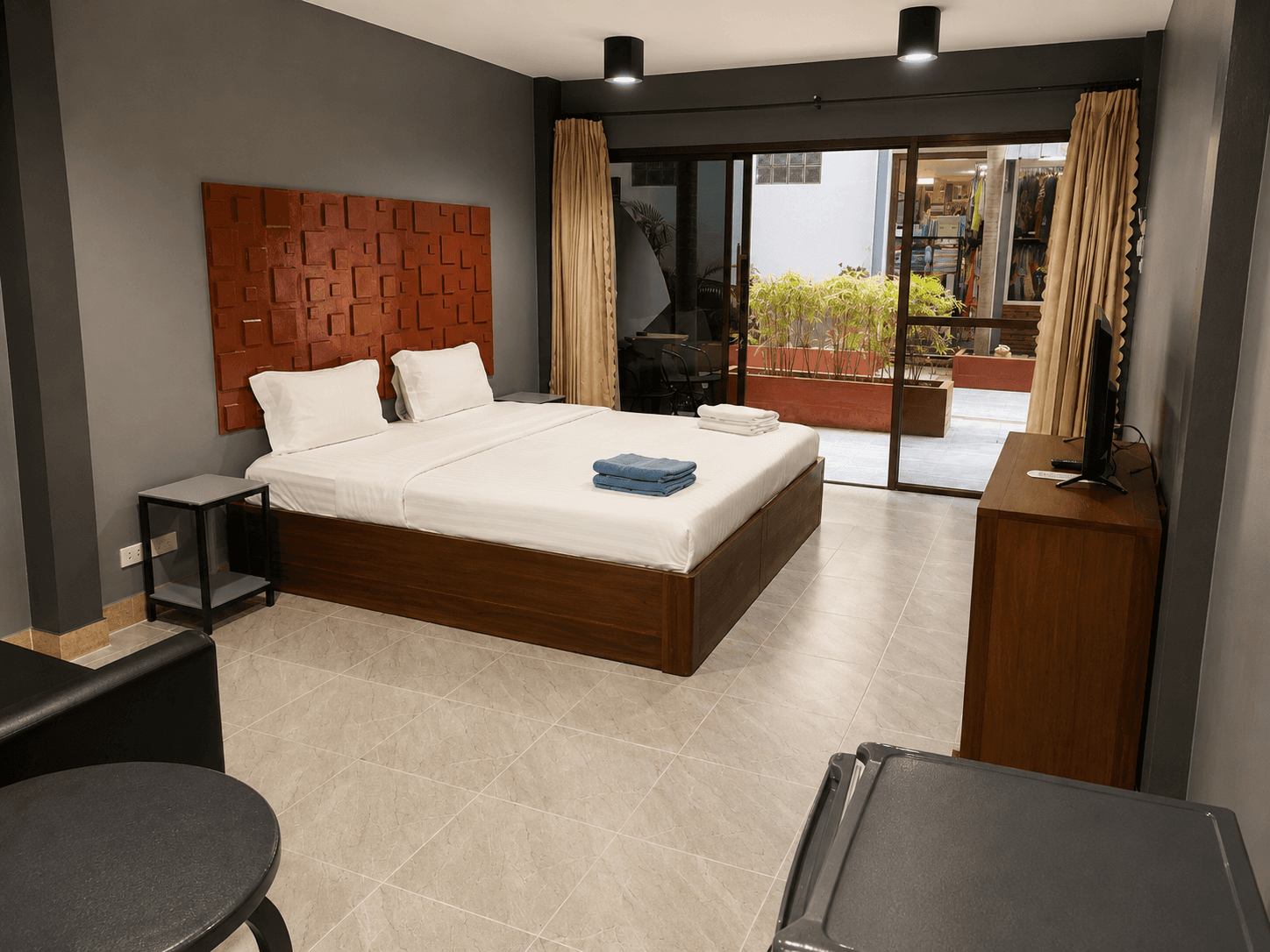 ground floor room
